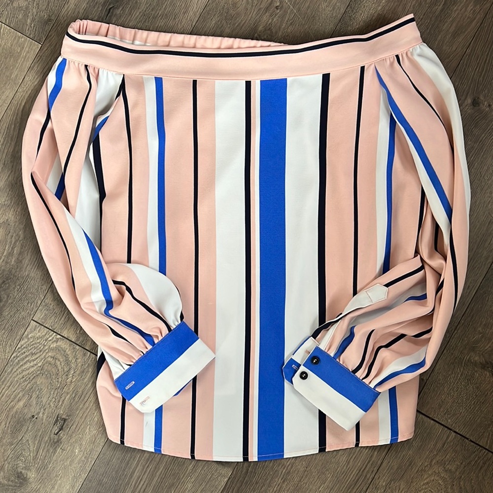 Romeo and Juliet couture medium off the shoulder